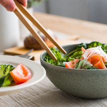 夏の食卓に “涼” を添える器｜淡青磁